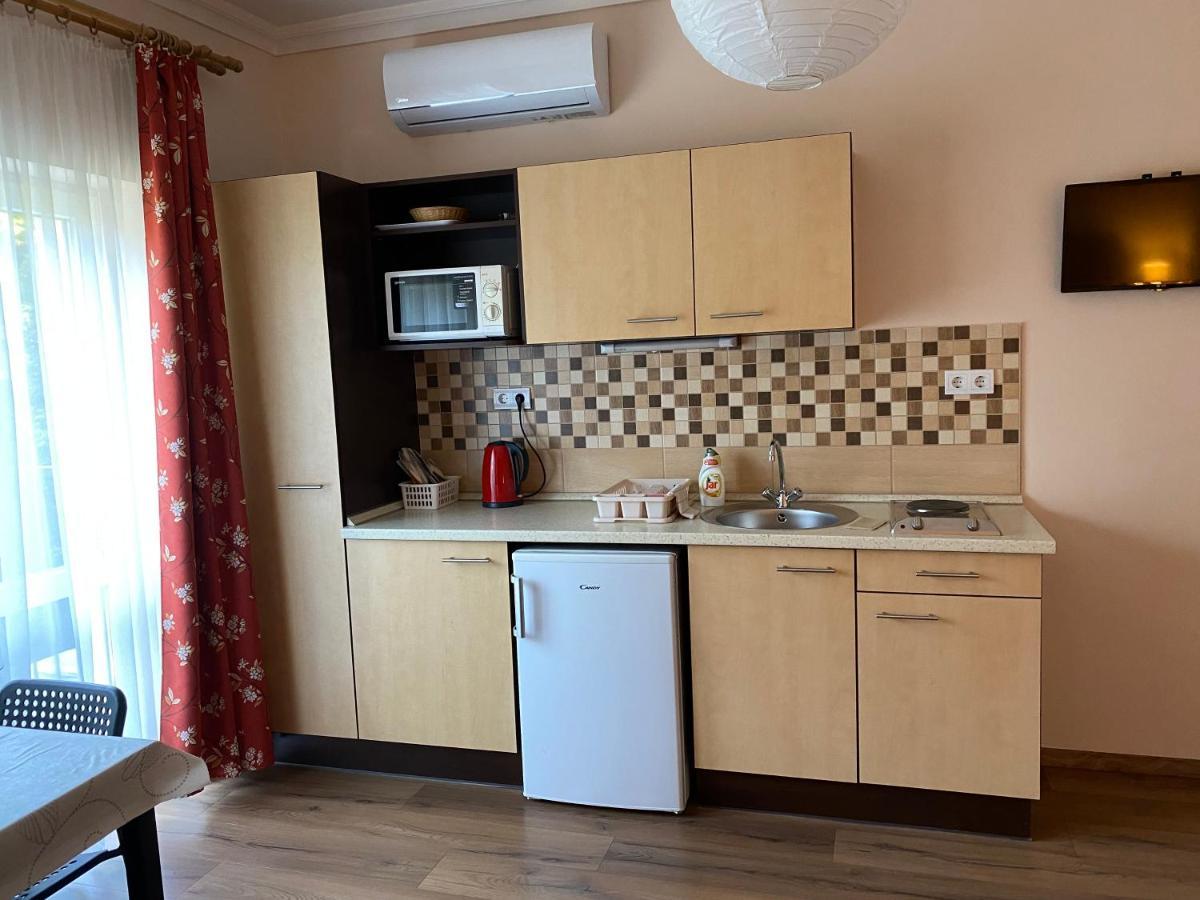 דירות Hajdúszoboszló Magyar Apartman Iii. מראה חיצוני תמונה