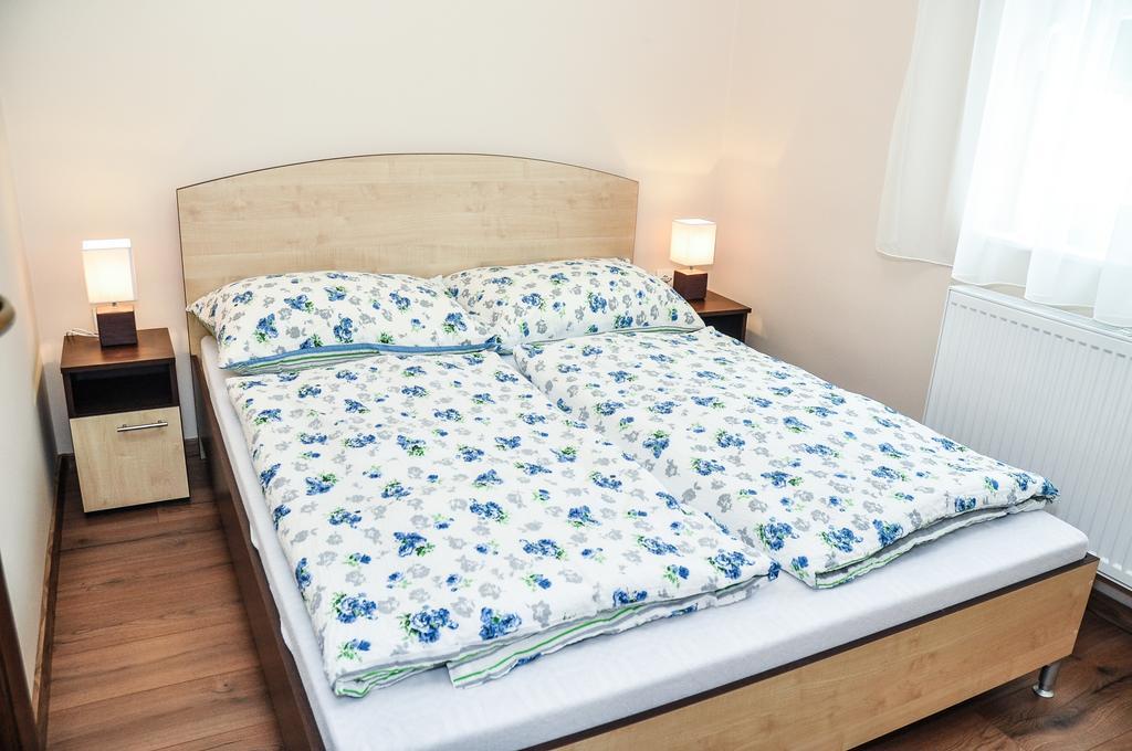 דירות Hajdúszoboszló Magyar Apartman Iii. מראה חיצוני תמונה