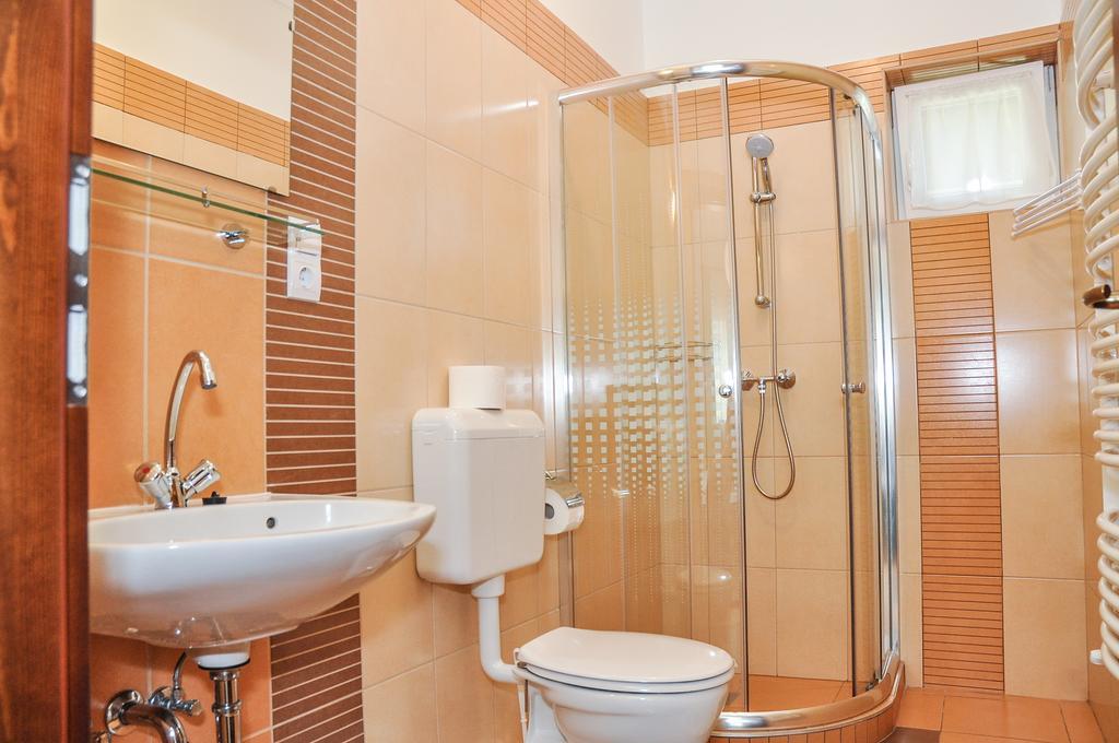 דירות Hajdúszoboszló Magyar Apartman Iii. מראה חיצוני תמונה