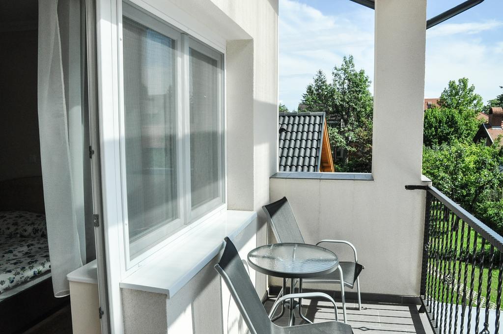 דירות Hajdúszoboszló Magyar Apartman Iii. מראה חיצוני תמונה